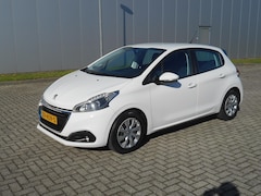 Peugeot 208 - 1.2 PureTech Blue Lease Active