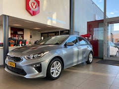 Kia Cee'd - Ceed 1.0 T-GDi DynamicLine, NL Auto, Navigatie, Achteruitrijcamera, Trekhaak, Achteruitrij