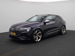 Audi Q8 e-tron - S quattro SQ8 115 kWh Navigatie | Camera | Leder | Stoelverwarming | Panorama dak | Cruise