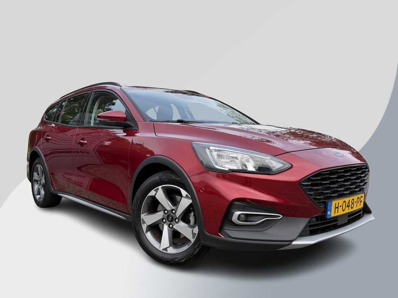 Ford Focus Wagon - 1.0 EcoBoost Active Business 125pk | Wegklapbare Trekhaak | Achteruitrijcamera | Cruise co - AutoWereld.nl