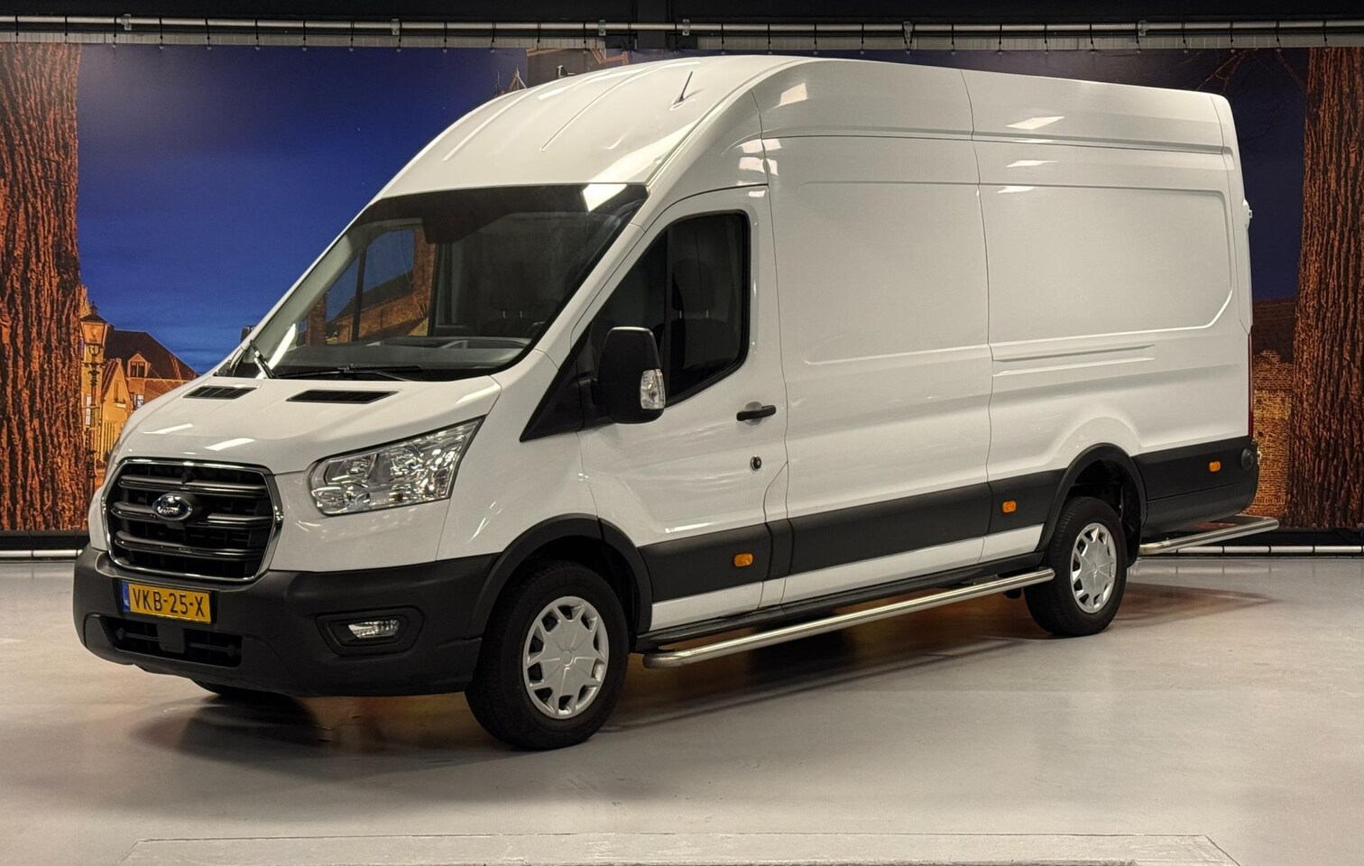 Ford Transit - 350 2.0 TDCI L4H3 Trend Automaat Camera Navi - AutoWereld.nl