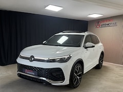 Volkswagen Tiguan - 1.5 eHybrid R-Line Edition 360/H&k/Pano