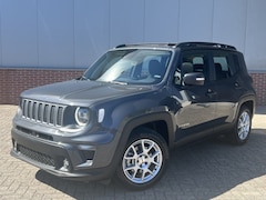 Jeep Renegade - 1.5T e-Hybrid 130 PK Altitude | Pano | Tech Pack