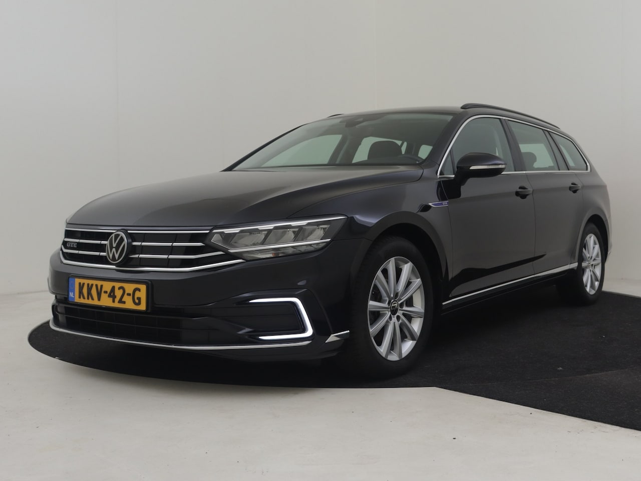 Volkswagen Passat Variant - 1.4 TSI PHEV GTE Business 218Pk DSG/AUTO | Elektr.Trekhaak | Camera | Cruise control adapt - AutoWereld.nl