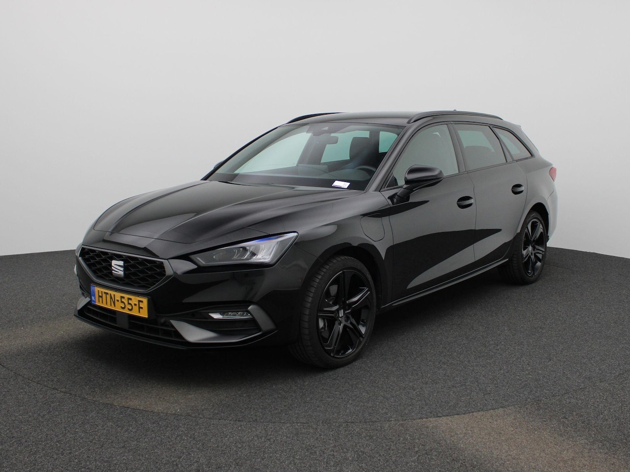 SEAT Leon Sportstourer - 1.5 TSI e-Hybrid FR Business 204 PK | Automaat | Black Pack | LED Koplampen | Navigatie | - AutoWereld.nl