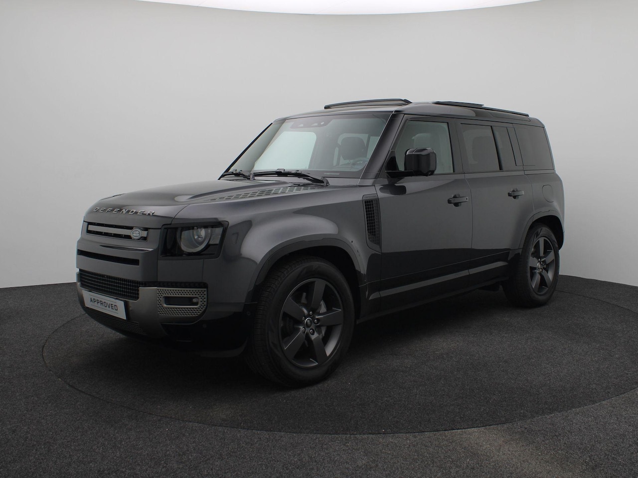 Land Rover Defender 110 - 2.0 P300e X-Dynamic SE | Cold Climate Pack | Koelkast | Schuif-/kanteldak | - AutoWereld.nl
