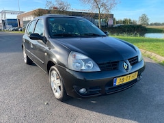 Renault Clio - 1.2-16V Campus, 5drs, Trekhaak, Airco, Elektr ramen, Radio CD speler, Lmv, Hefdak, Geen im