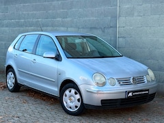 Volkswagen Polo - 1.4-16V Highline Automaat|Airco|elek. Ramen|Radio