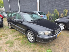 Volvo V70 - 2.4 Comfort Line