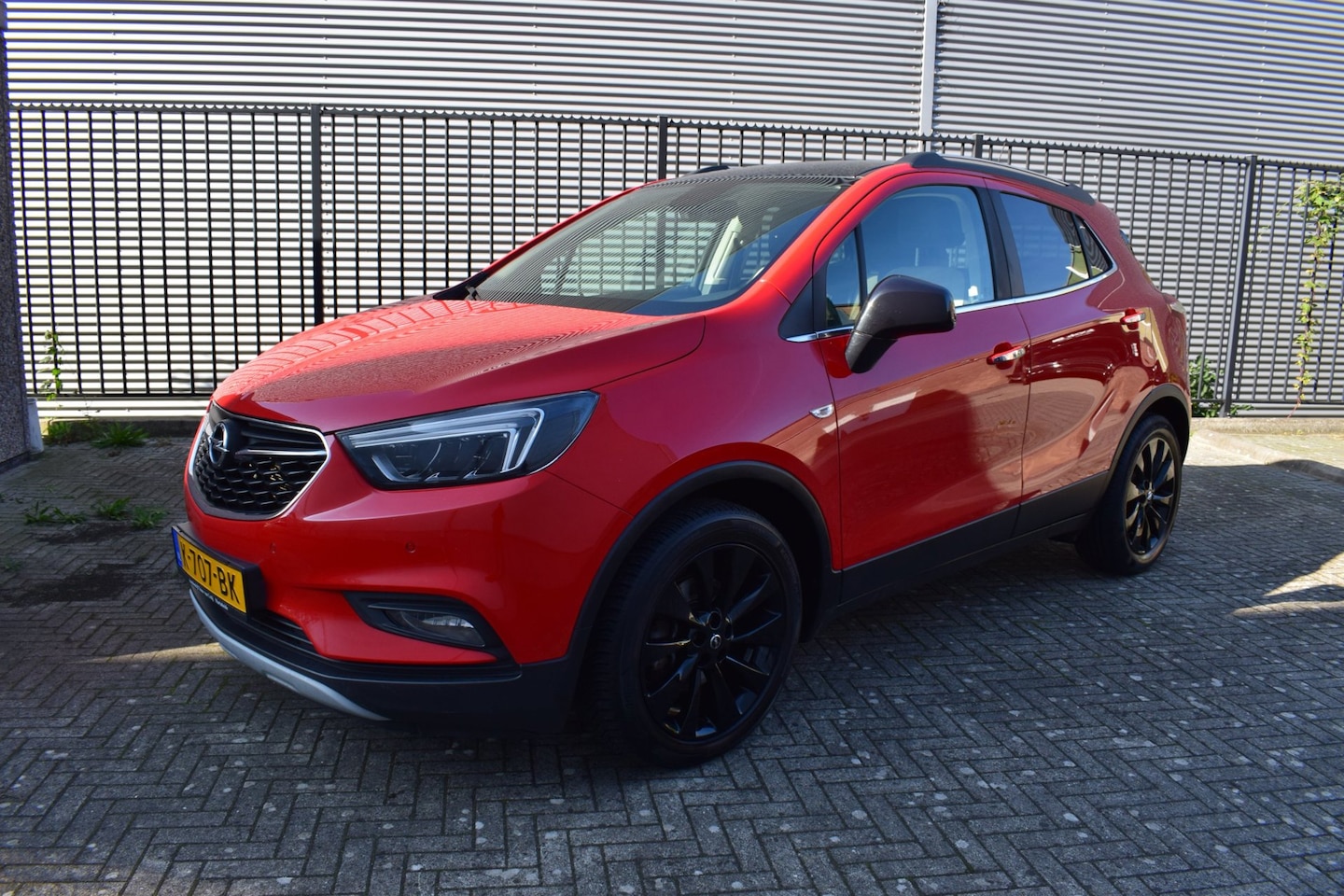 Opel Mokka X - 1.4 Turbo 4x4 Automaat 6 mnd GARANTIE DealerOH Stoelverw Stuurverw Carplay Adaptive Cruise - AutoWereld.nl