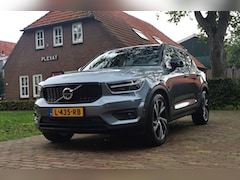 Volvo XC40 - 2.0 T5 AWD R-Design Intro Edition Aut. | Harman-Kardon | Adaptief | Dodehoek | 20 Inch | F