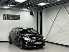 Kia Rio - 100PK ComfortPlusLine Navigator CarPlay/CruiseC/PDC/Camera/Nav/Elektrisch-pakket/Armsteun/