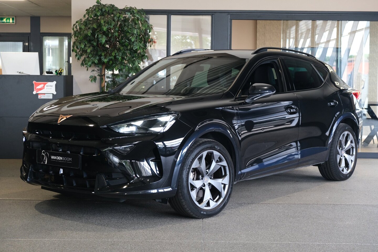 CUPRA Formentor - 1.5 TSI e-Hybrid 204PK Facelift 360camera Navi Led ACC SportStuur Elek Achterklep - AutoWereld.nl