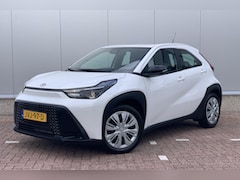 Toyota Aygo X - Hybrid 115 play Camera / Apple Carplay / Android Auto / Climate Control
