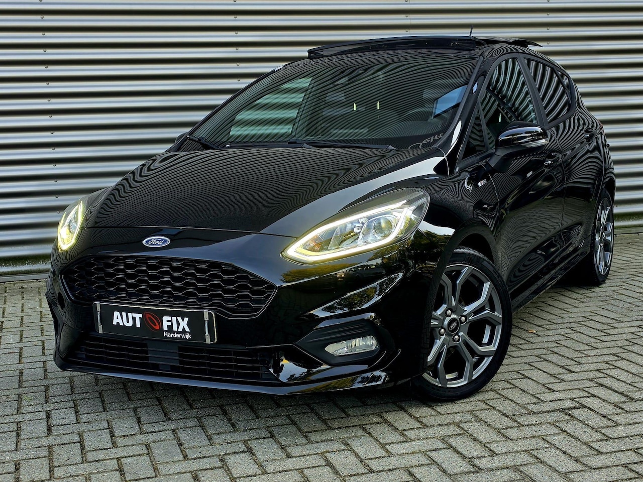 Ford Fiesta - 1.0 EcoBoost ST-Line Pano / Nieuwe Distributieriem - AutoWereld.nl
