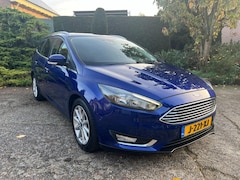 Ford Focus Wagon - 1.0 Titanium, Navi, Parkpilot, ECC, Zeer nette auto