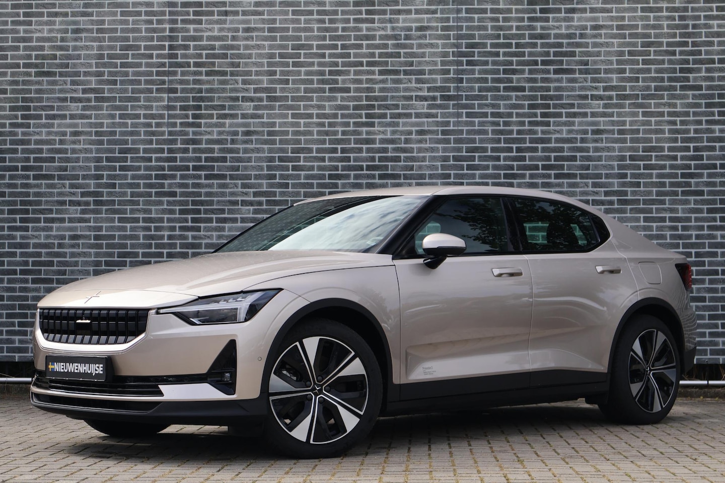 Polestar 2 - Long Range Dual Motor AWD 78 kWh | Pilot Lite | 360 Graden Camera | Adaptieve Cruise Contr - AutoWereld.nl