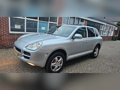 Porsche Cayenne - 3.2 slechts 93.000km zeer nette youngtimer