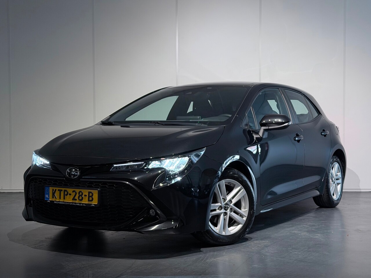 Toyota Corolla - 1.2 Turbo Active /Clima/ACC/LaneAss/HeadUp/Keyless/Camera/LED/LMV - AutoWereld.nl