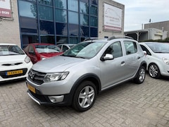 Dacia Sandero Stepway - 0.9 TCe Lauréate Airco, Trekhaak, Navi, APK 06/27