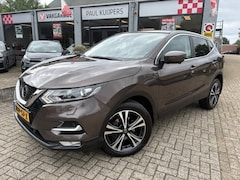 Nissan Qashqai - 1.3 DIG-T 160 Business Edition AUTOMAAT *360 camera + parkeersensor v/a + trekhaak + stoel