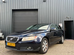 Volvo V70 - 2.0T Kinetic-Cruise-Navi-Trekhaak-ORG NL