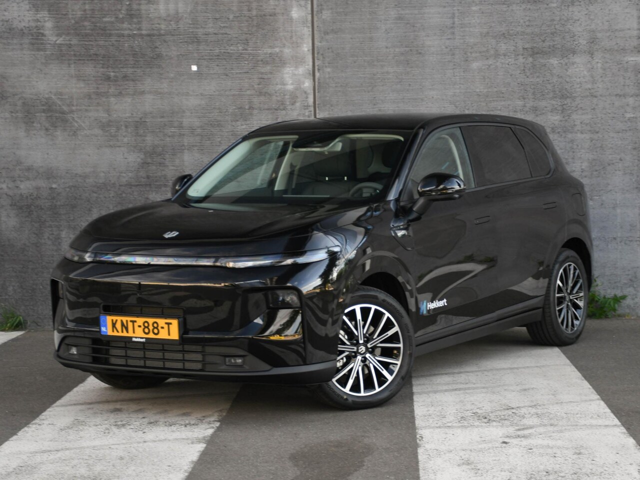 Leapmotor B10 - Design Hybrid EV 18.8kWh 218pk Automaat STOELVENTILATIE | ADAP. CRUISE | 360 CAMERA | DAB - AutoWereld.nl