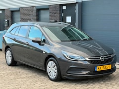 Opel Astra Sports Tourer - 1.6 CDTI Edition NAVI CLIMA PDC CAMERA TREKHAAK