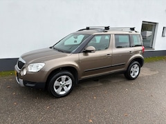 Skoda Yeti - 1.2 TSI Active Arctic, '12, nwe apk en distributie, in een nette staat