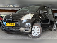 Daihatsu Sirion 2 - 1.0-12V Premium|NAP|NweAPK|Airco|Carplay|Elekramen|5Deurs|