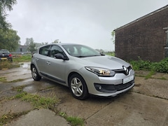Renault Mégane - 1.5 dCi Authentique | NAVIGATIE | PDC | START-STOP | ELEC. PAKKET | EXPORT PRIJS