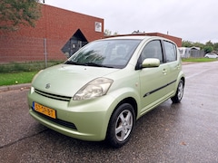 Daihatsu Sirion 2 - 1.0-12V Trend Met 1 Jaar APK