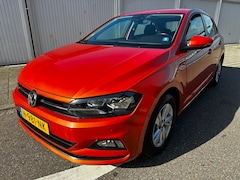 Volkswagen Polo - 1.0 TSI Comfortline Business