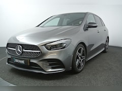 Mercedes-Benz B-klasse - 200 AMG Line | Panoramadak | Sfeerverlichting | Memory Seats |