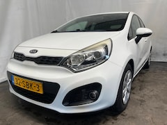 Kia Rio - 1.2 CVVT Plus Pack - Motorlamp brand, Ventilatorproblemen, Rondom gebruikersschade