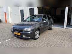 Renault Clio - Baccara 1.8 orgineel