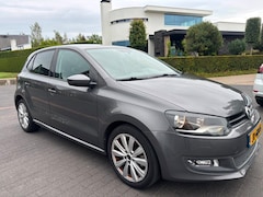 Volkswagen Polo - 1.4-16V Highline leder a.p.k 2027 airco