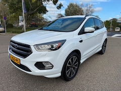 Ford Kuga - 1.5 EcoBoost ST Line / distributie.riem.vervangen / airco / cruise.control / leder / pdc /