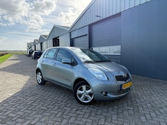 Toyota Yaris - 1.3 VVTi Luna Keyless Entry&Go/2eEigenaar/AC