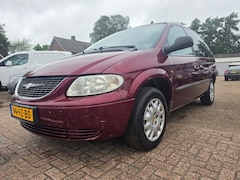 Chrysler Voyager - 2.4i SE Luxe ( GARBAGERUN / EXPORT)