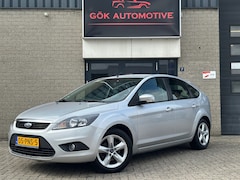 Ford Focus - 1.6 Comfort / Airco / Voorruit verwarming / PDC / 1Ste Eigenaar / NAP / LM Velgen / Cruise