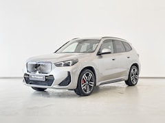 BMW iX1 - eDrive20 67 kWh M Sport Edition | M Sportpakket Pro | Premium Pack | Travel Pack