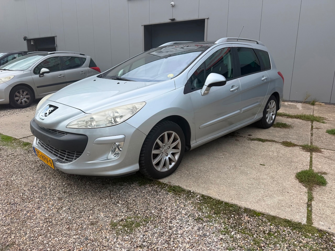 Peugeot 308 SW - 1.6 VTi XS Première 7 zits voorbereiding nu 5 zitplaatsen - AutoWereld.nl