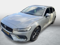 Volvo V60 - 2.0 T6 Plug-in hybrid AWD Essential Bright | Adaptieve Cruise Control | Lederen Bekleding