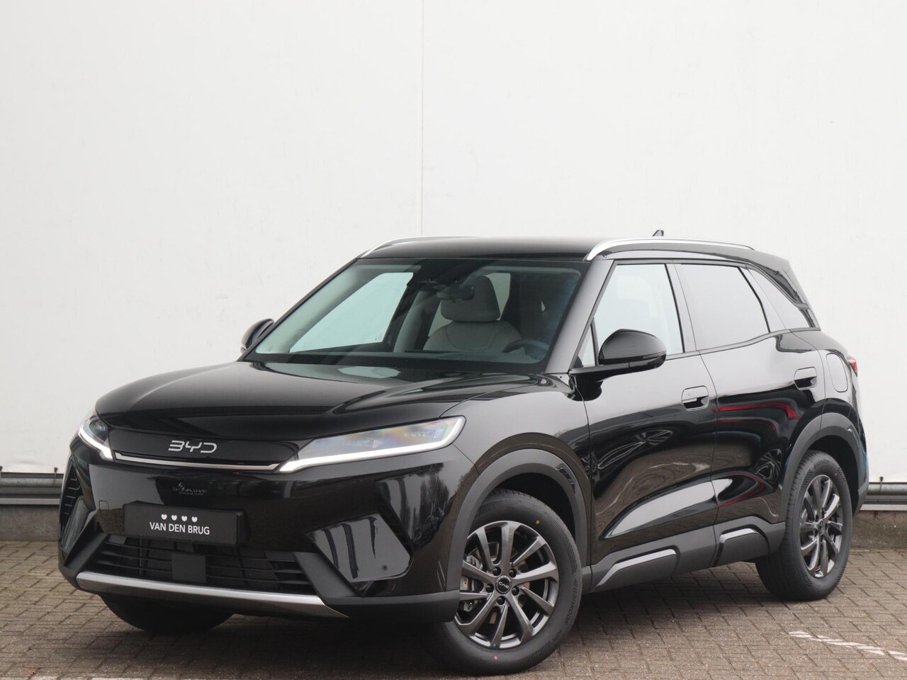 BYD Atto 2 - DM-i Boost | Beige interieur | 90km elektrisch | 360° camera | Panoramadak | Leder | Apple - AutoWereld.nl