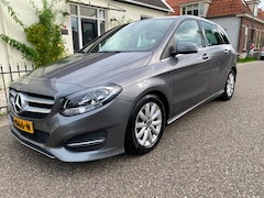 Mercedes-Benz B-klasse - 180 Business Solution, Trekhaak, Camera, NAP