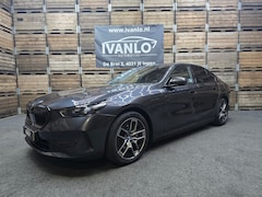 BMW 5-serie - 550e xDrive Leder Clima LED Camera Carplay 19"LM