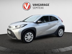 Toyota Aygo X - 1.0 VVT-i S-CVT Play | Automaat | Orig. NL Auto | 1ste Eigenaar | Slechts 17.000 KM | Deal