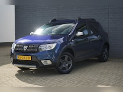 Dacia Sandero Stepway - 0.9 TCe SL Automaat, Trekhaak, Airco