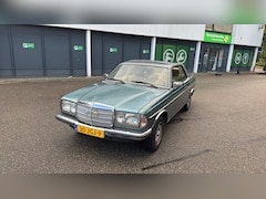 Mercedes-Benz 200-280 (W123) - 230 CE COUPE AUTOMAAT OPENDAK 1982 APK 2028 OLDTIMER